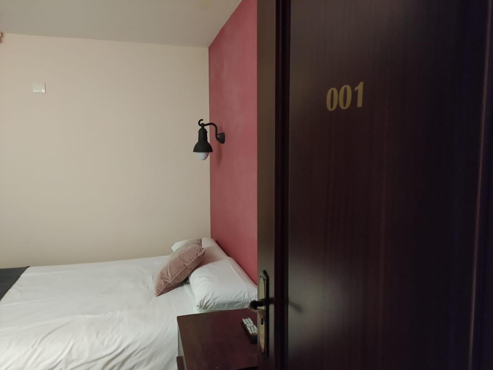 Hotel Cabo Ortegal คาริโญ ภายนอก รูปภาพ