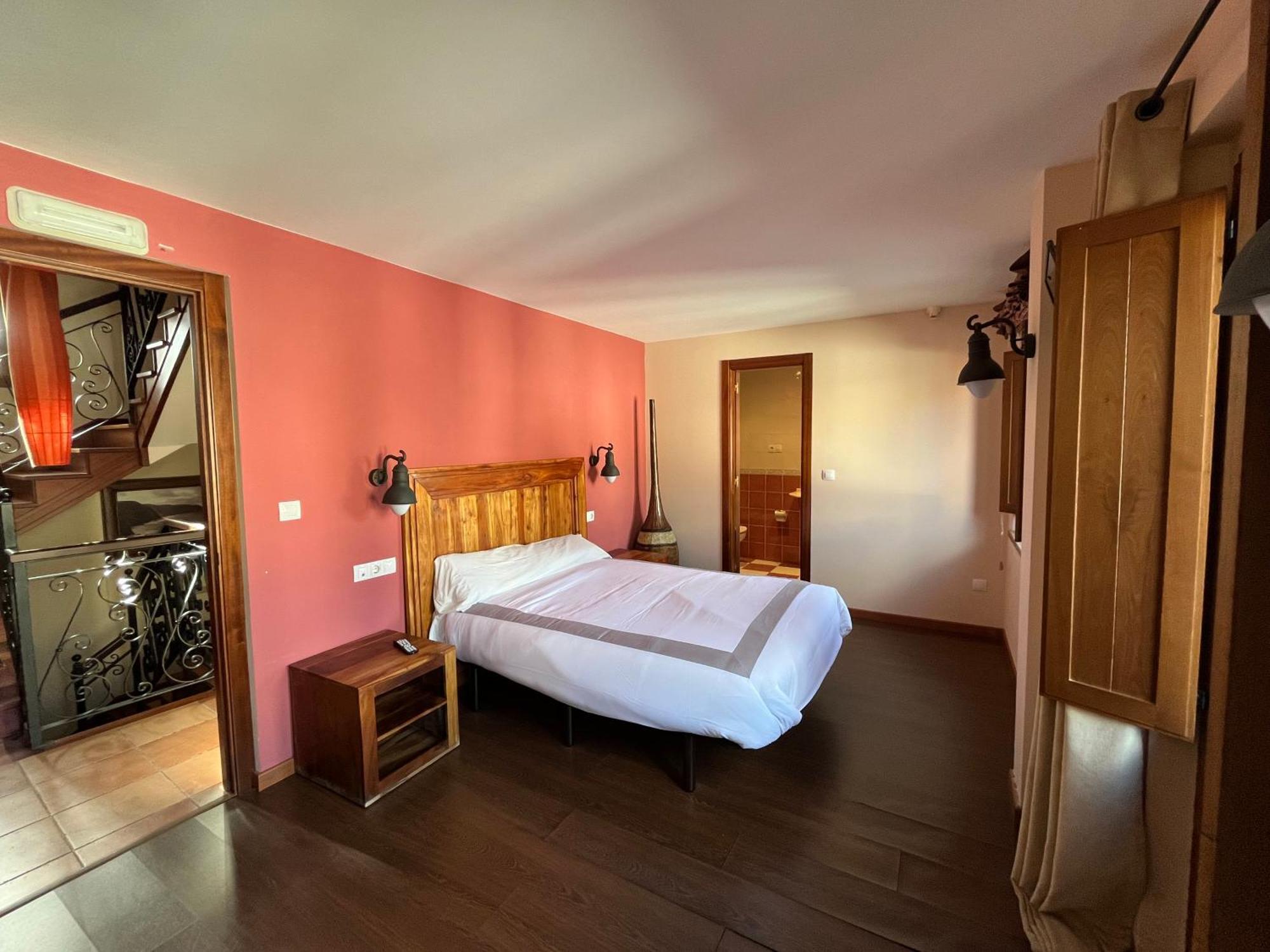 Hotel Cabo Ortegal คาริโญ ภายนอก รูปภาพ
